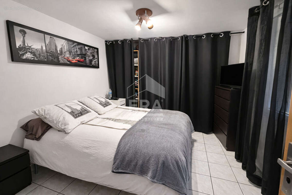Appartement à MARSEILLE-16E