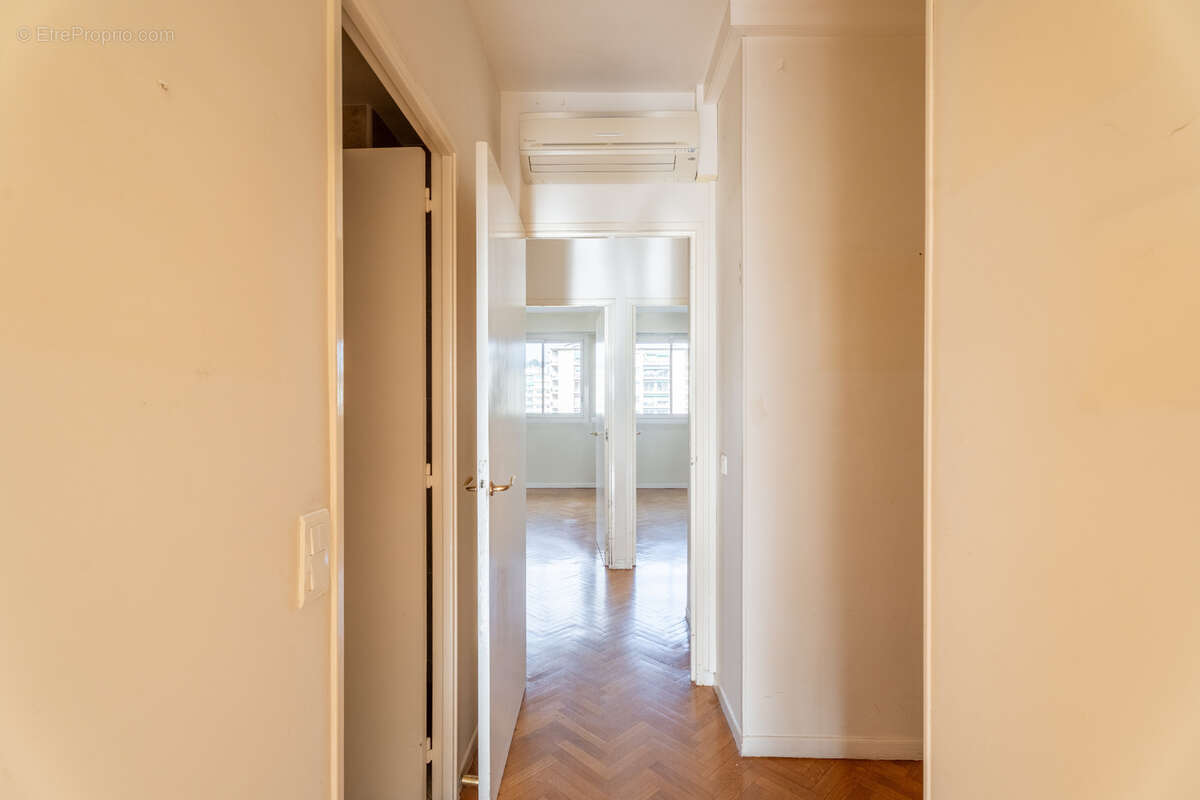 Appartement à MARSEILLE-8E