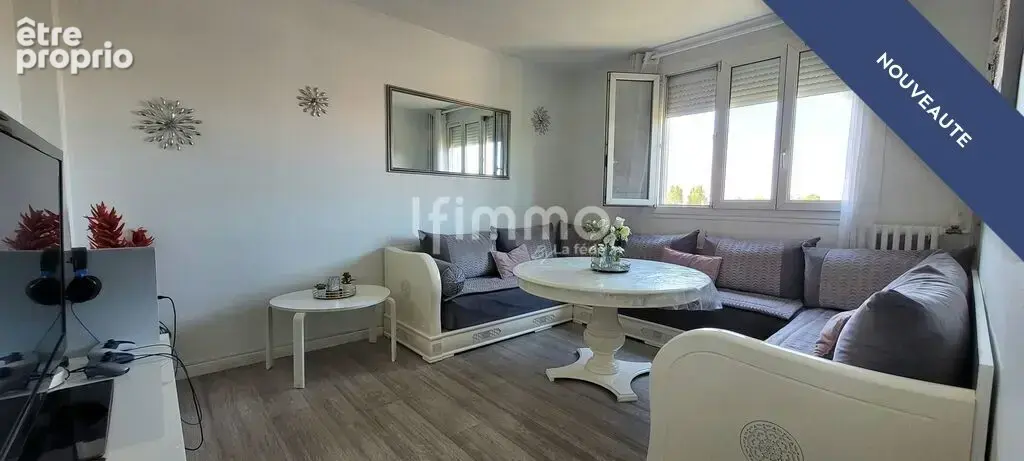 Appartement à LES PAVILLONS-SOUS-BOIS