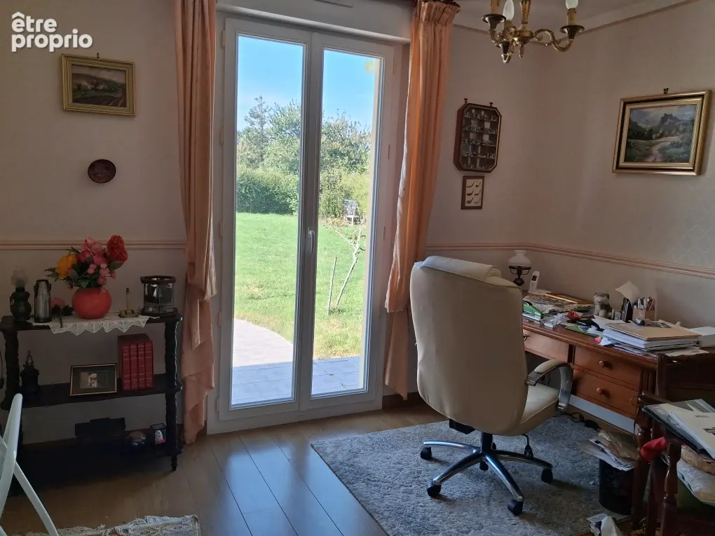 Maison sur Quettehou de plain-pied avec 3 chambres et garage ! - photo 7