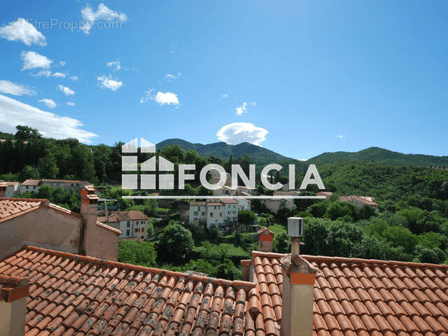 Maison à SAINT-LAURENT-DE-CERDANS