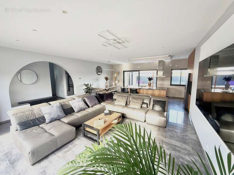 Maison à PERDREAUVILLE