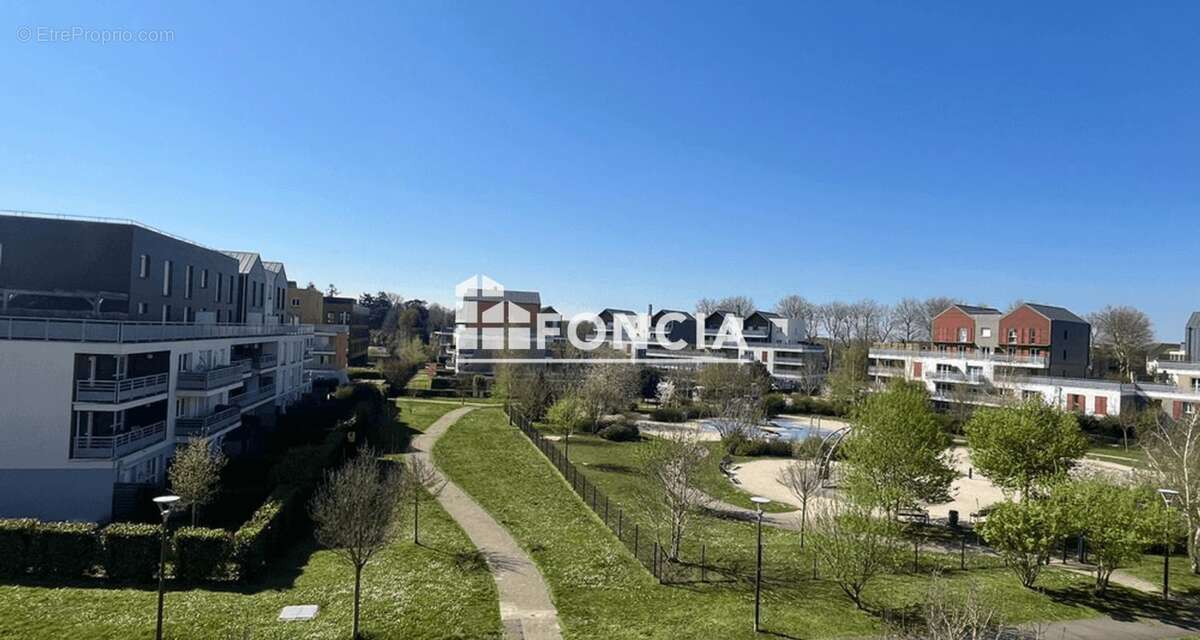 Idéalement situé dans résidence sécurisée, au calme, proche gare et commodités, beau DUPLEX 4 pièces avec grande terrasse au der - photo 5