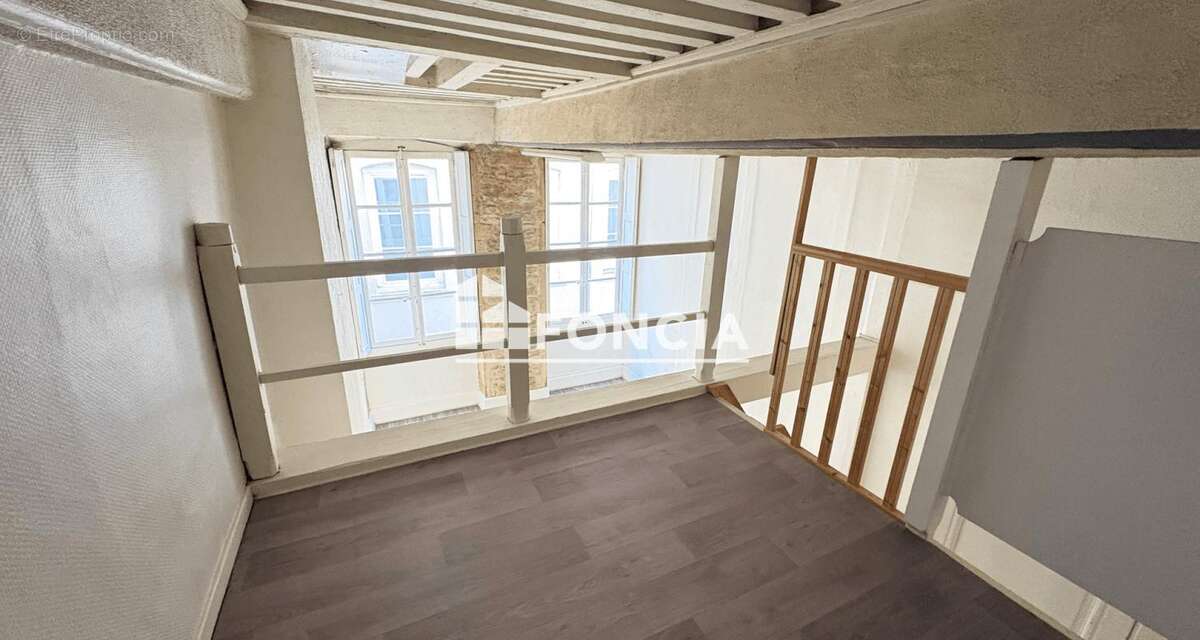 Appartement à LYON-1E