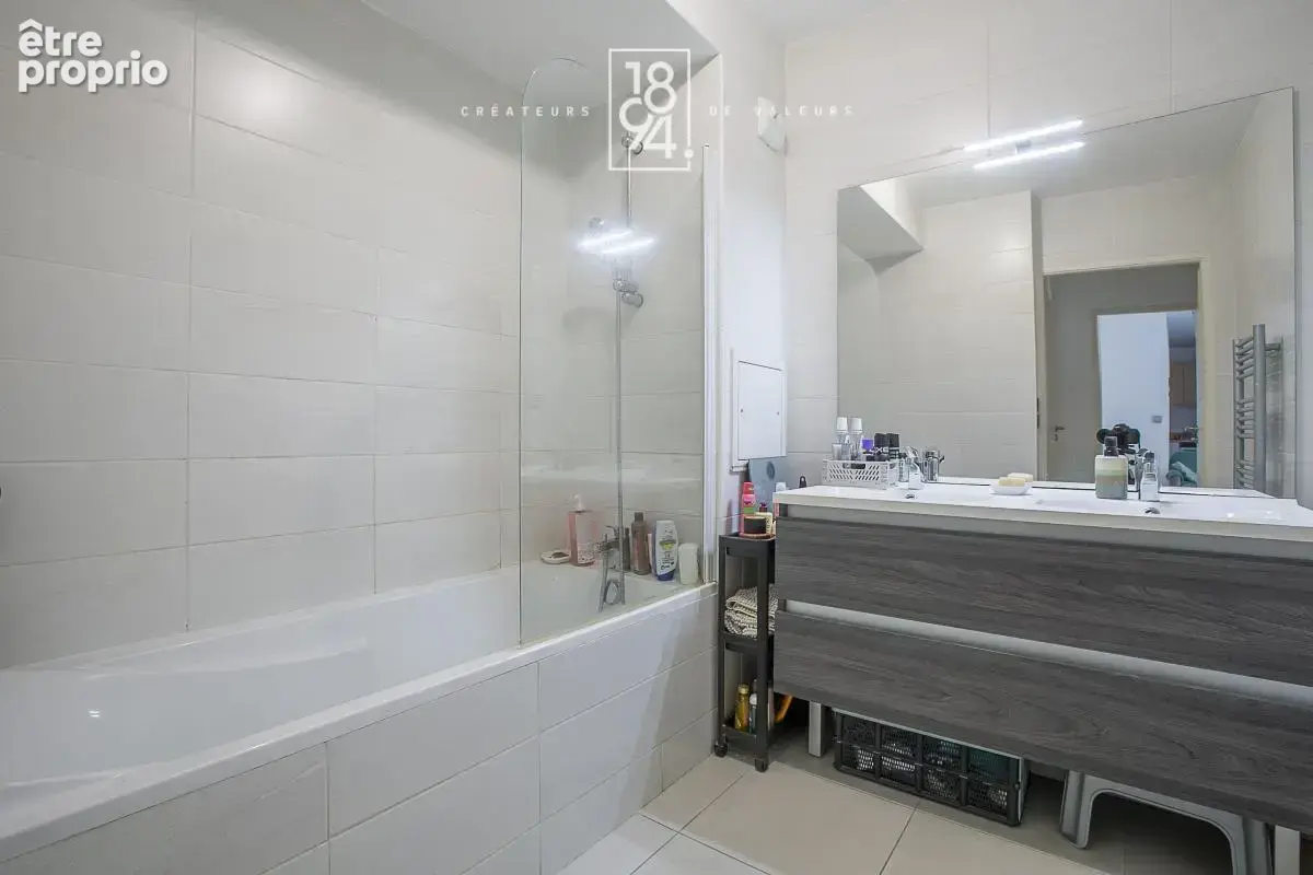 Appartement T3 de 2020 au 3 Lucs  À Vendre - photo 7