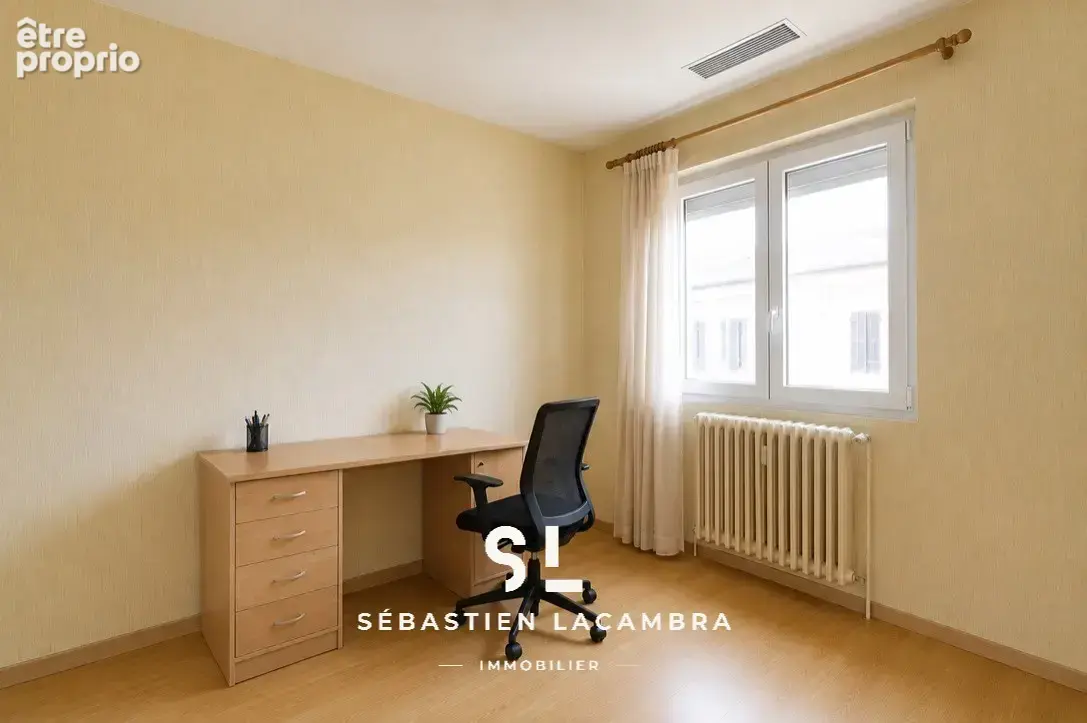 Maison de ville avec appartement indépendant   Habitez à l’étage, louez le rez-de-chaussée - photo 16