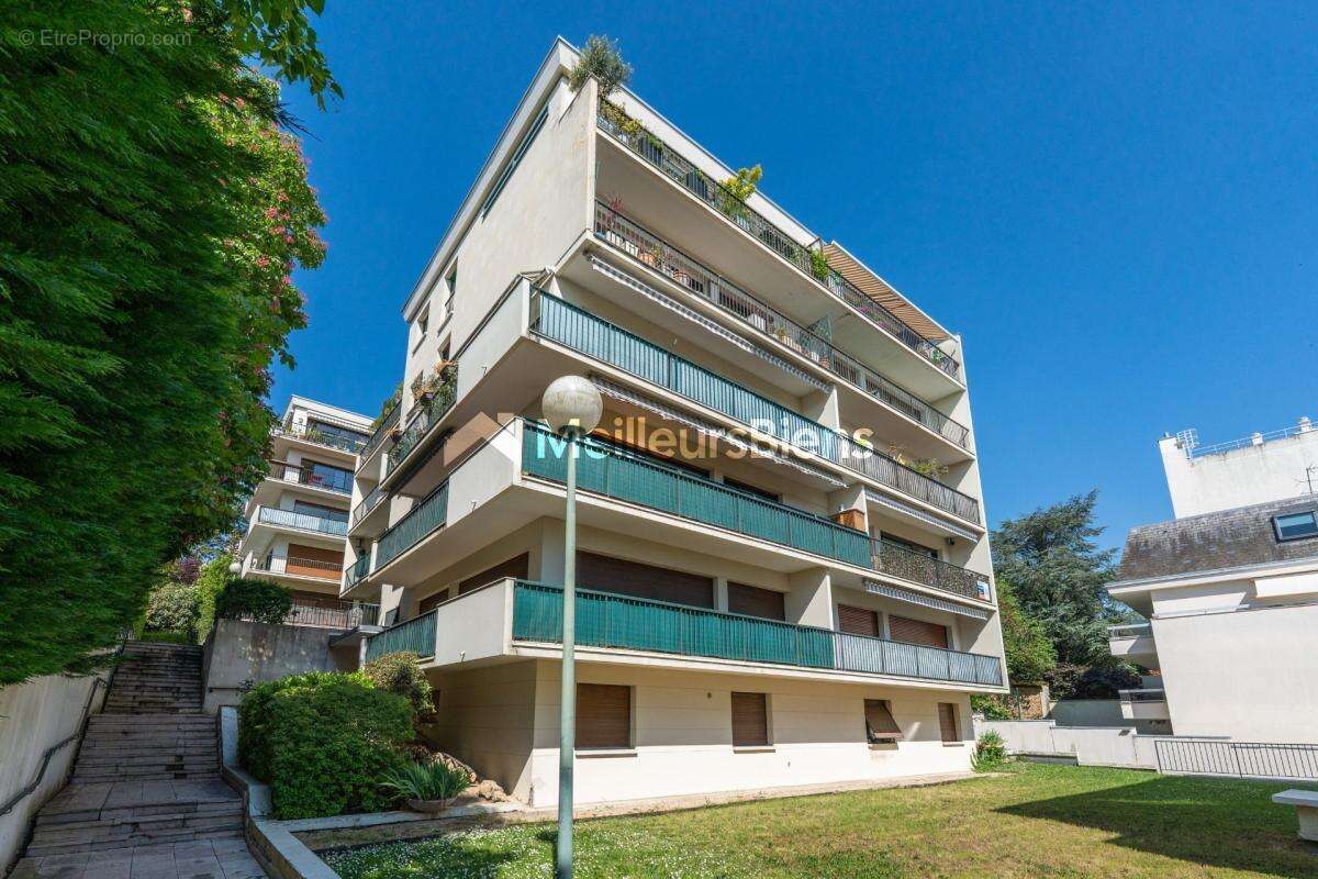 Appartement à SAINT-CLOUD