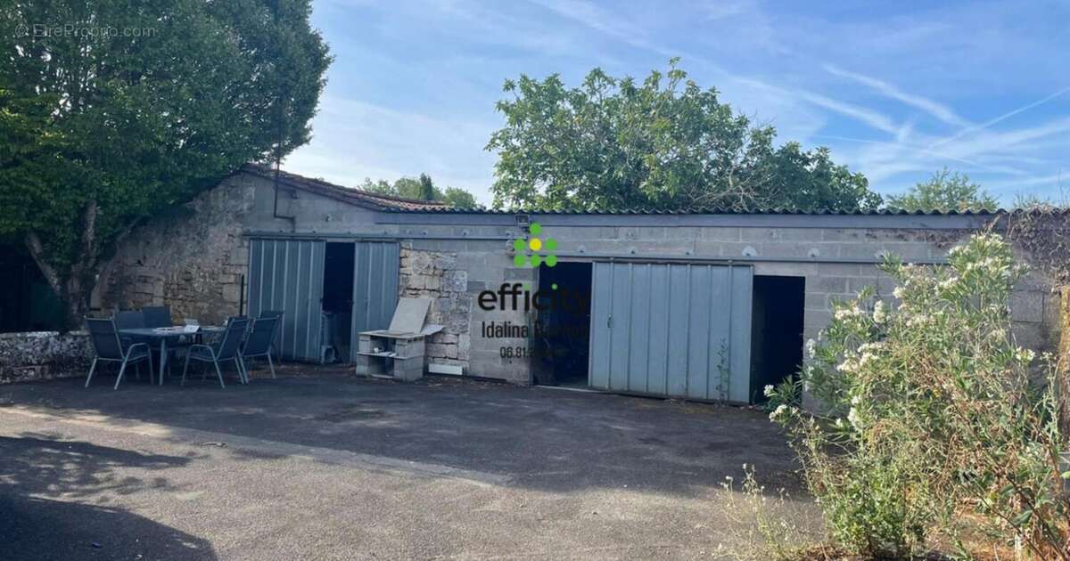 Maison 158 m² à Mouthiers-Sur-Boeme  - photo 17