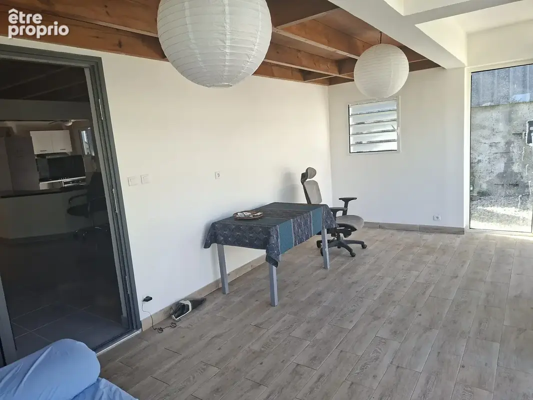 Maison 6 pièces 209 m² à vendre à Saint-Andre (97440) - photo 5