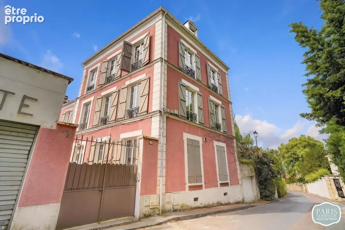 Louveciennes - Duplex de 88m2 au sol et 63,43m2 Carrez - photo 10