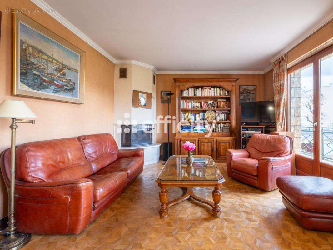 Maison à BRY-SUR-MARNE