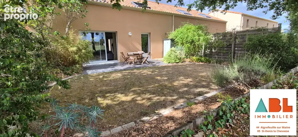 Maison à MONTAIGU