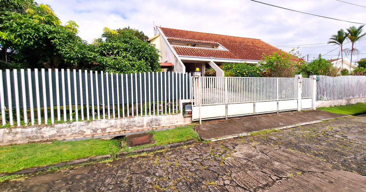 Maison à FORT-DE-FRANCE