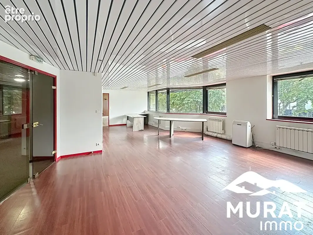 Commerce 151 m² à vendre à Clermont-Ferrand (63000) - photo 1