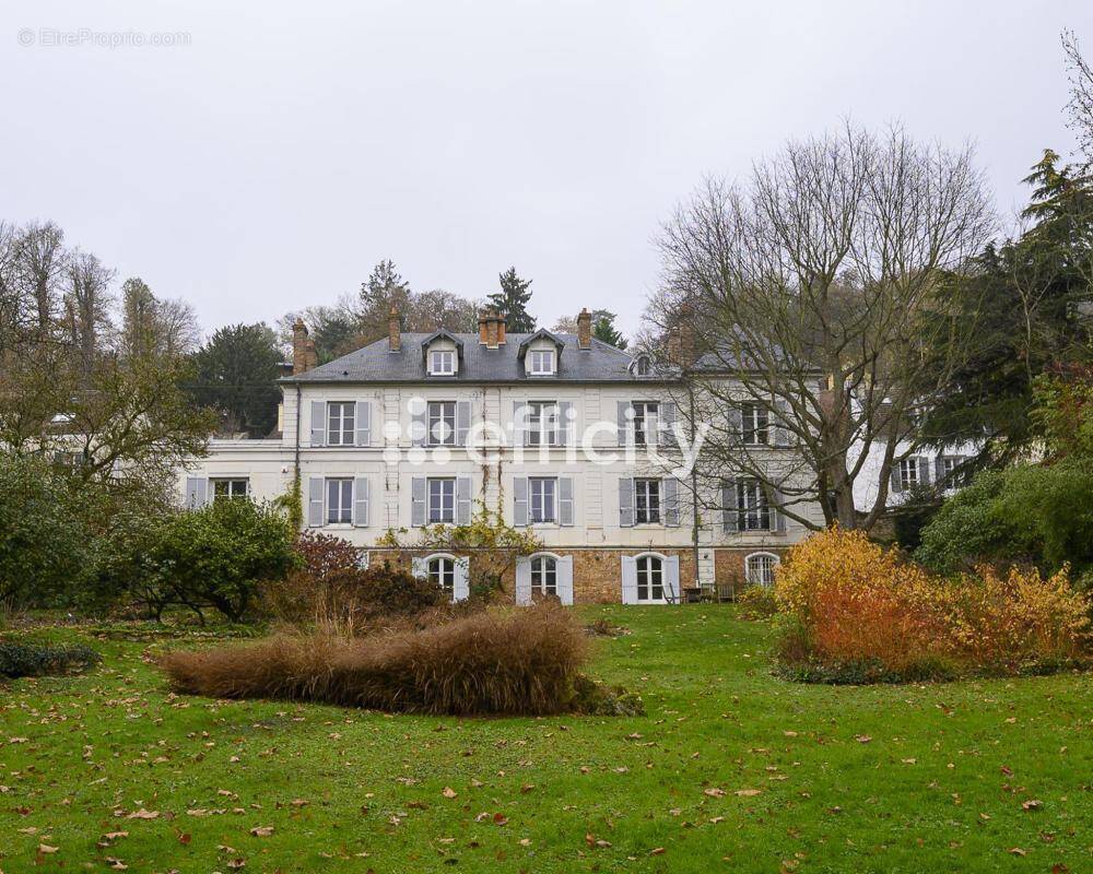 Maison à JOUY-EN-JOSAS