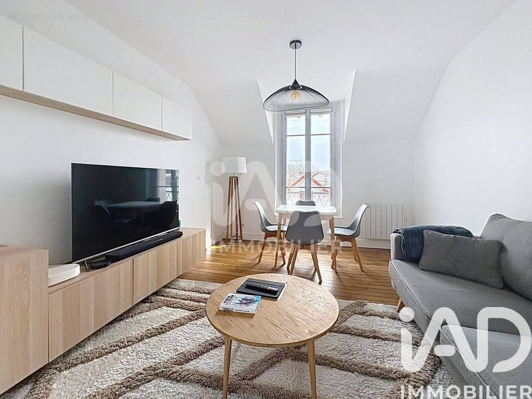 Photo 1 - Appartement à DAMMARIE-LES-LYS