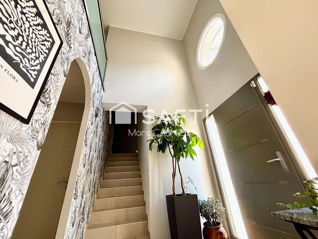 Photo 9 - Maison à COSNES-ET-ROMAIN