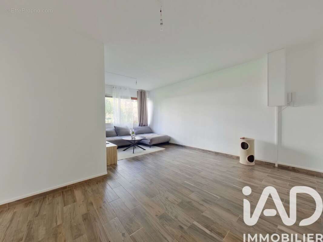 Photo 3 - Appartement à BOUSSY-SAINT-ANTOINE