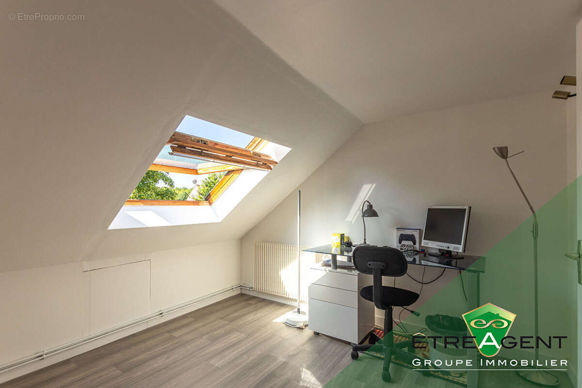 Maison ÉVREUX - Saint-Michel - 104 m² - 5 chambres - photo 12