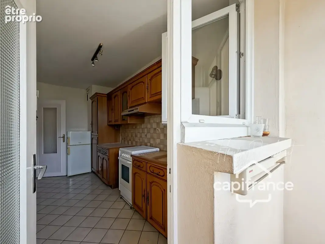 Appartement 2 pièces lumineux avec loggia, balcon, cave et parking proche gare - photo 12