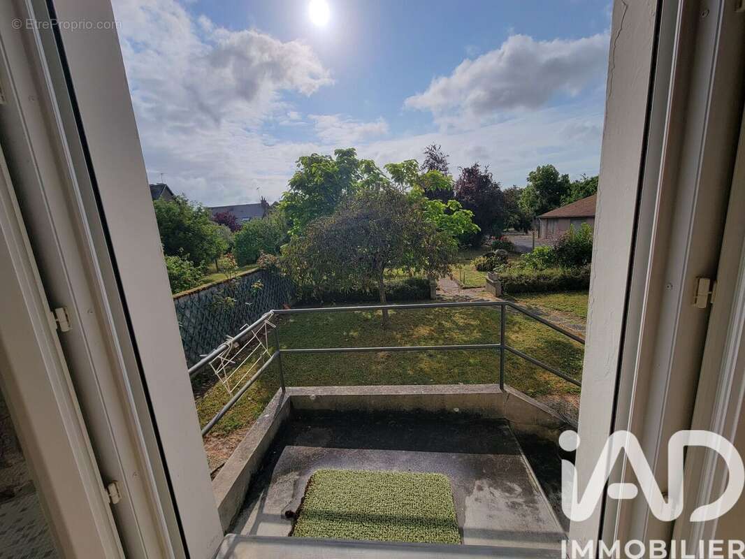 Maison 84 m² à Thouars  - photo 2