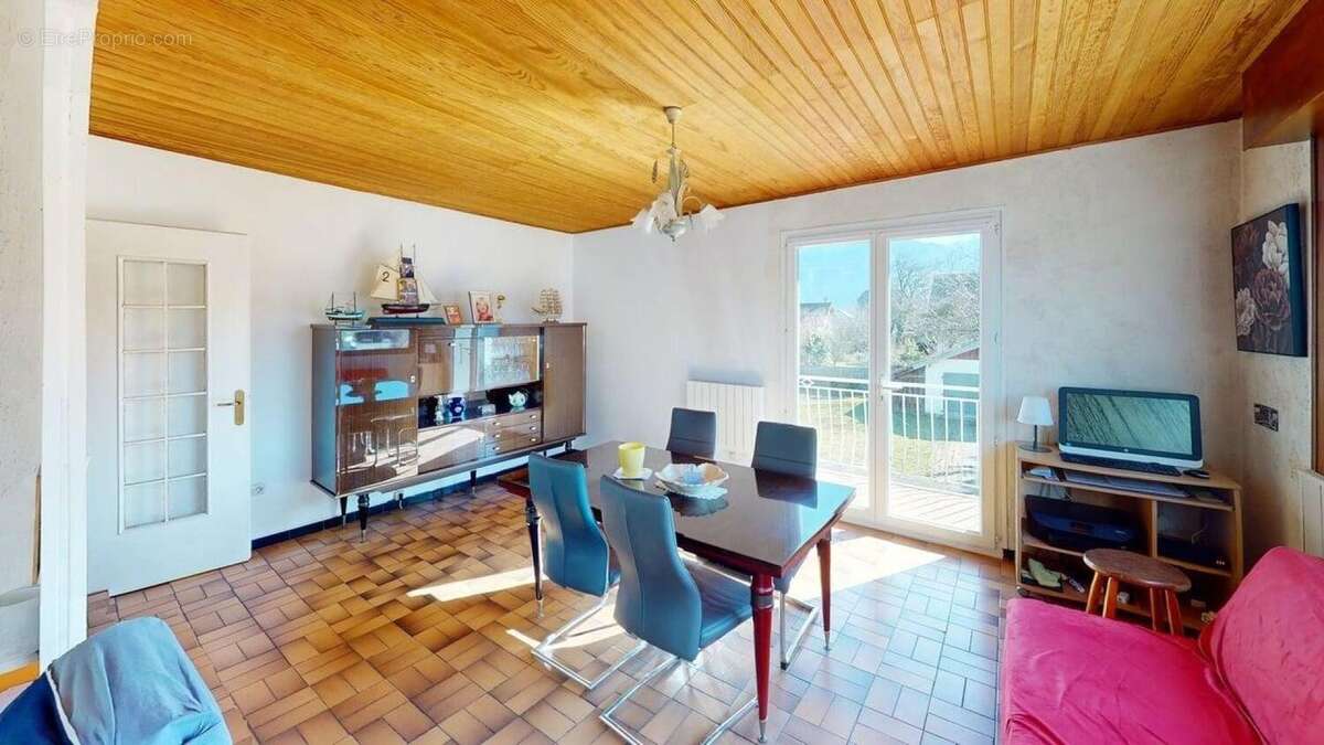 Photo 3 - Maison à AMANCY