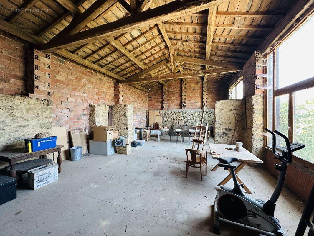 Maison à LASSERRE