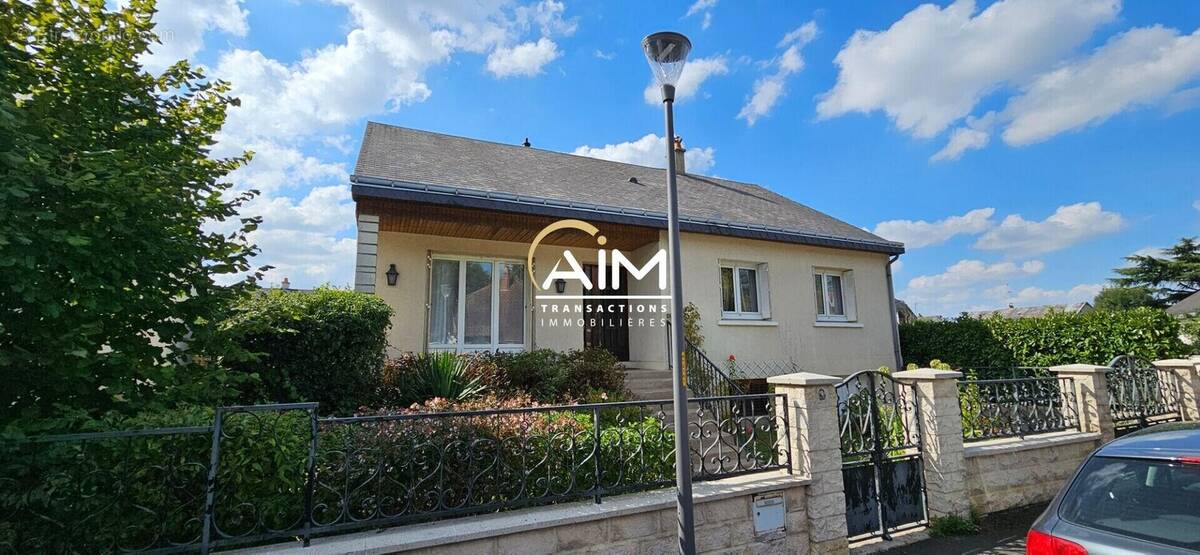 Maison à JOUE-LES-TOURS