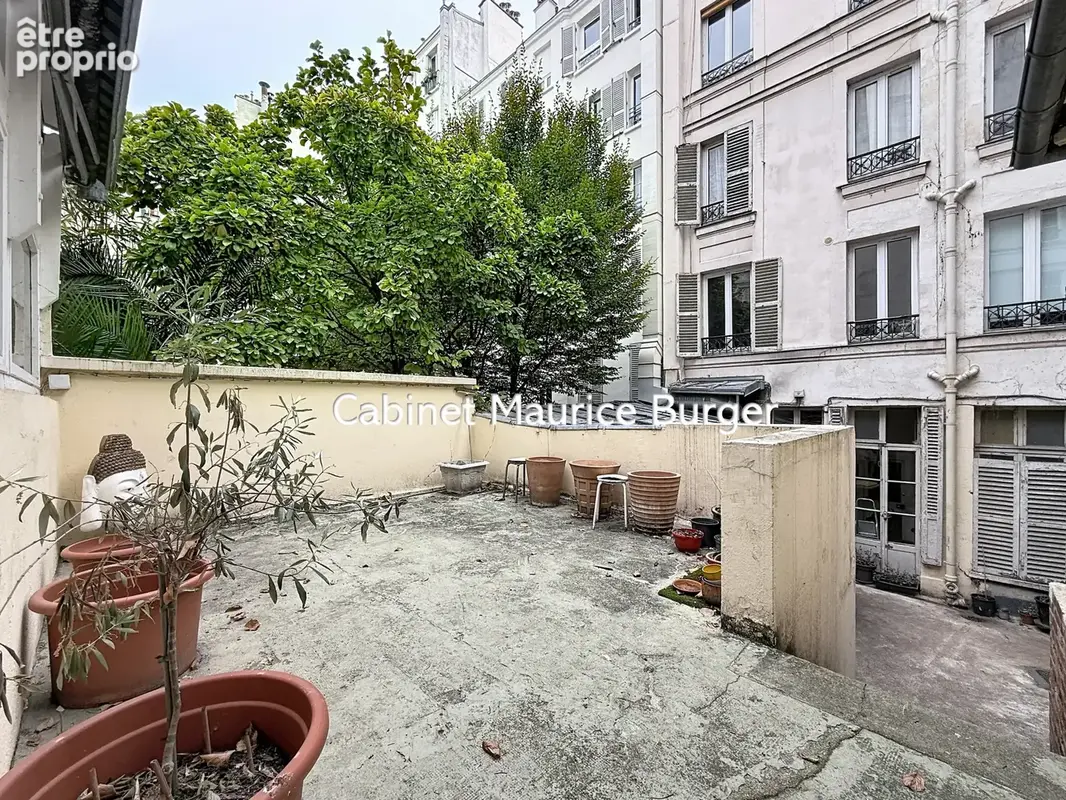 Studio esprit maison avec terrasse   Baigné de lumière, au calme et vendu meublé - photo 13