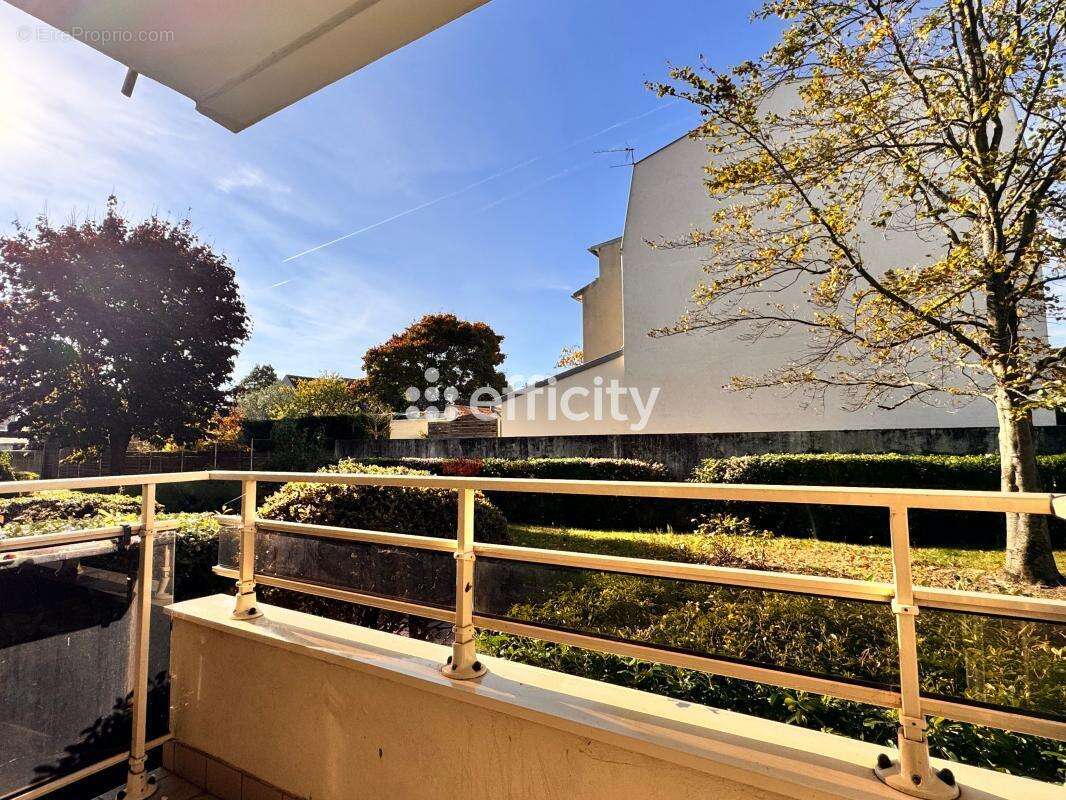 Appartement à RUEIL-MALMAISON