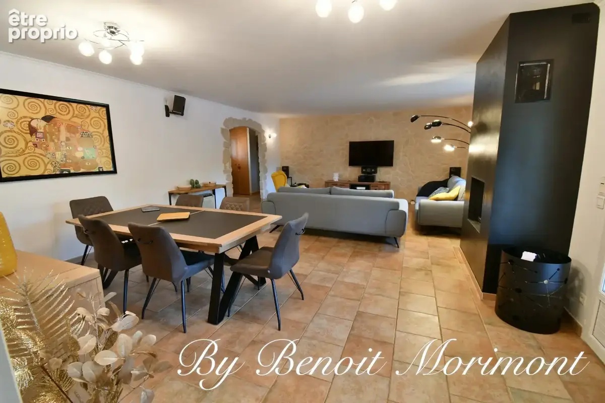Dpt Var (83), à vendre TRANS EN PROVENCE maison P8 de 186 m² - Terrain de 2 000,00 m² - Plain pied - photo 3