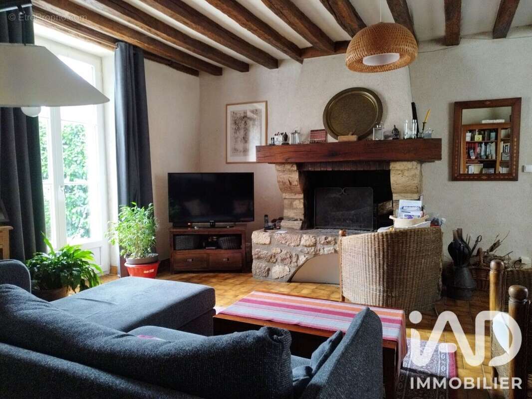 Maison 155 m² à Selommes  - photo 4