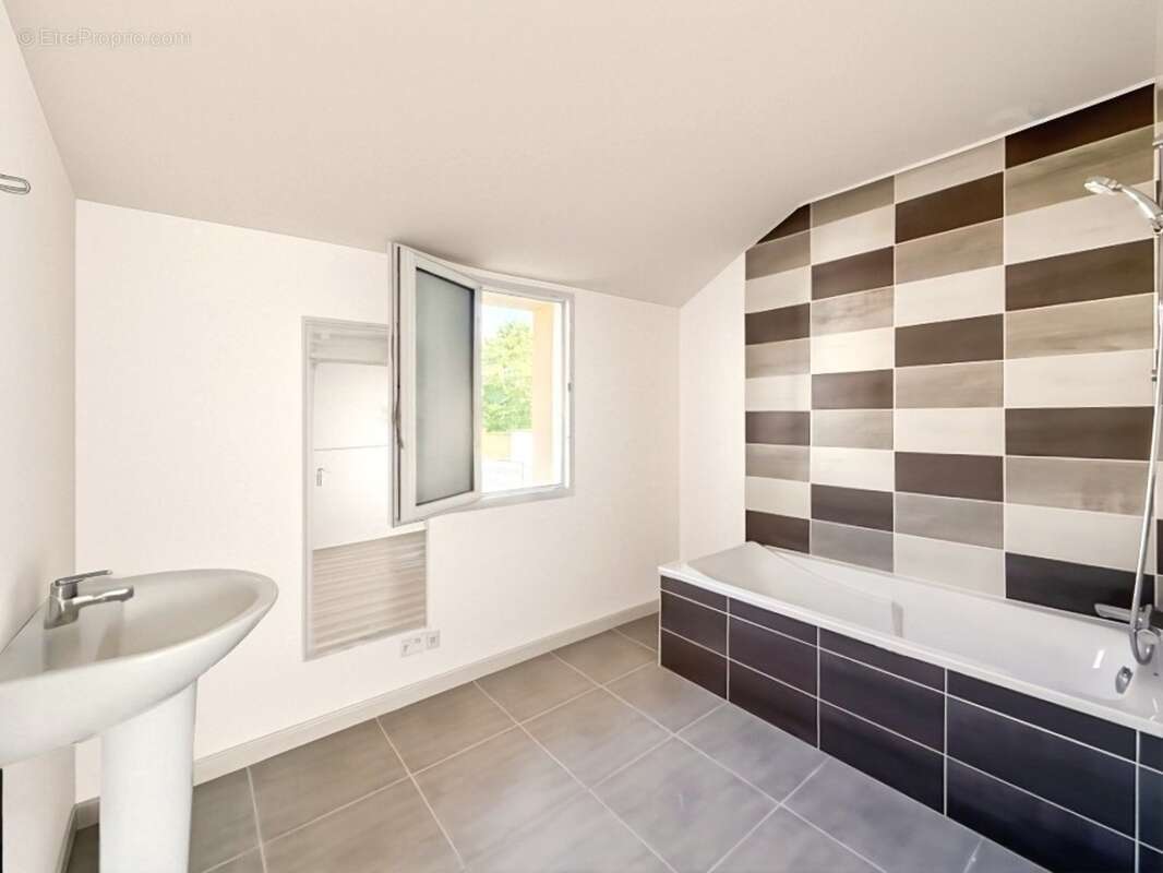 Saint marc sur mer - plage a pied - maison loft 3 chambres - garage & parking - livraison printemps - photo 10
