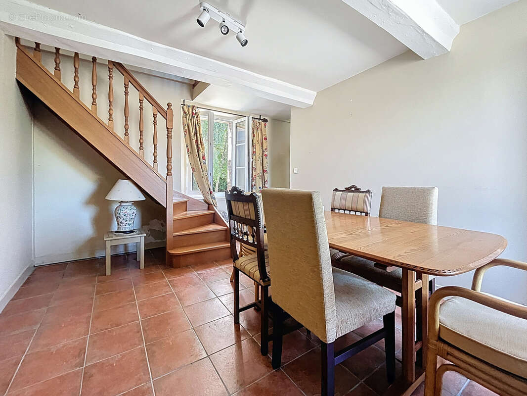 Maison à MOON-SUR-ELLE