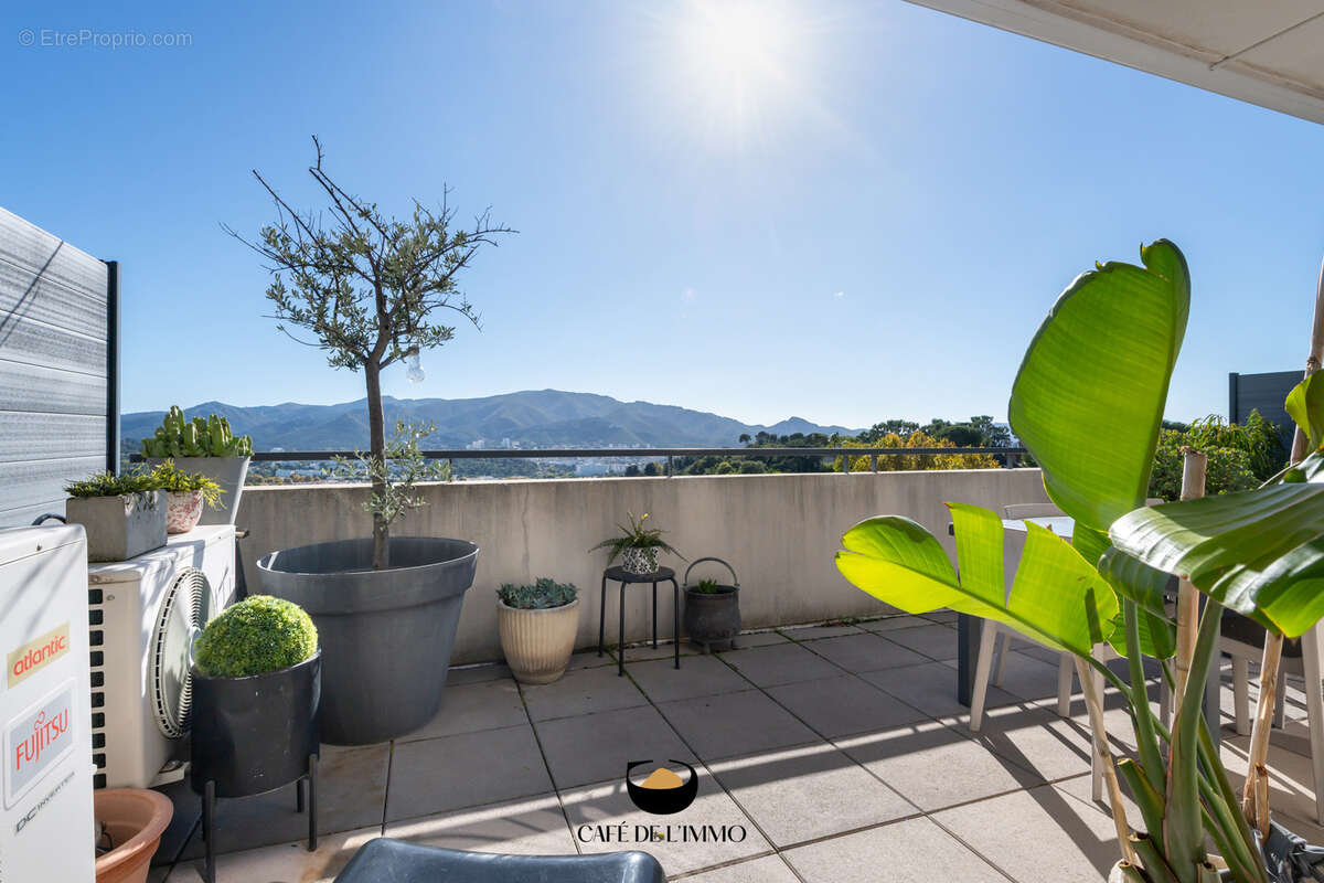 Appartement à MARSEILLE-12E