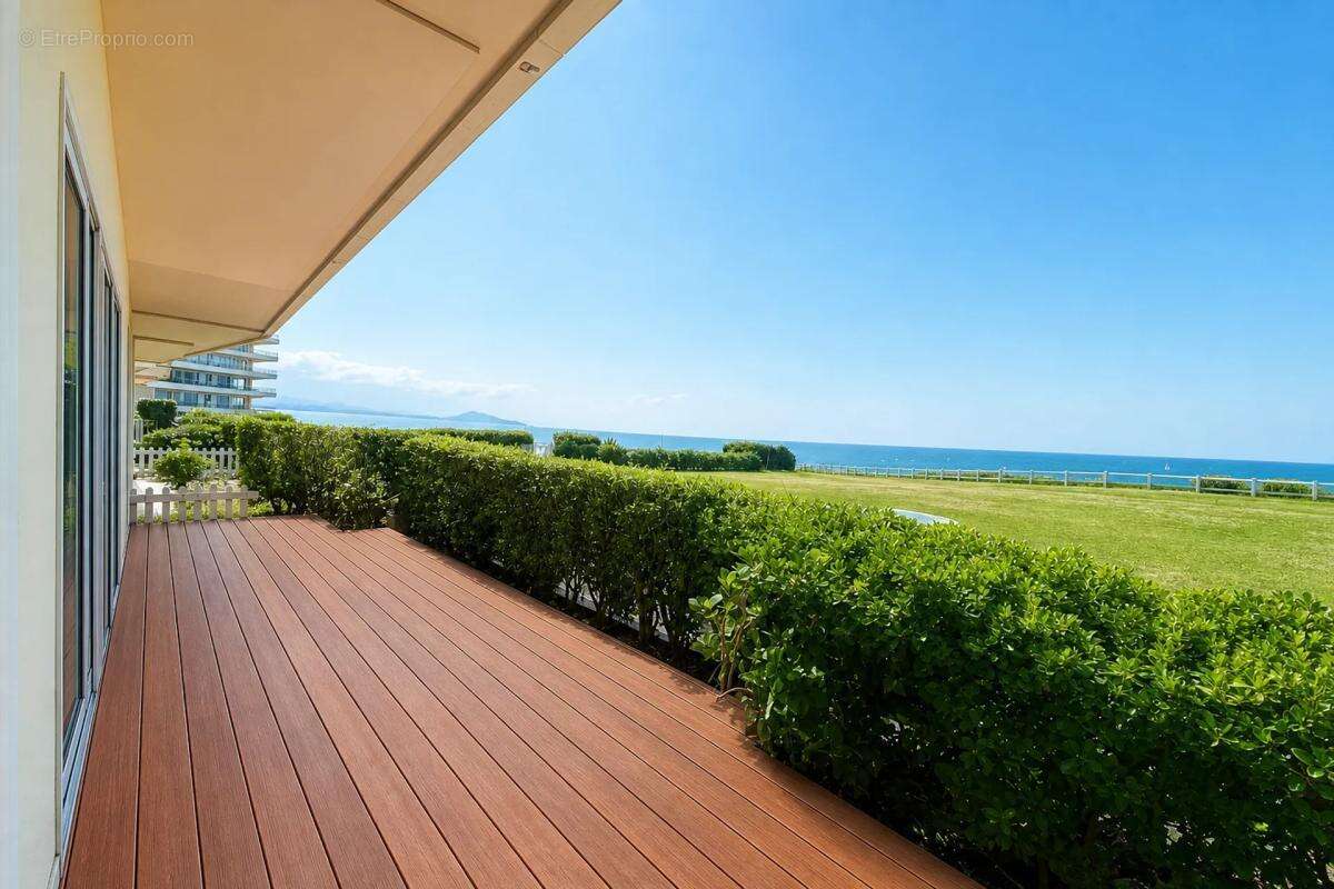 Appartement 3 pièces, terrasse et jardin, Biarritz - photo 2