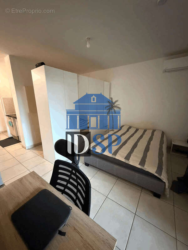 Appartement St Denis 1 pièce 23m2 - photo 4