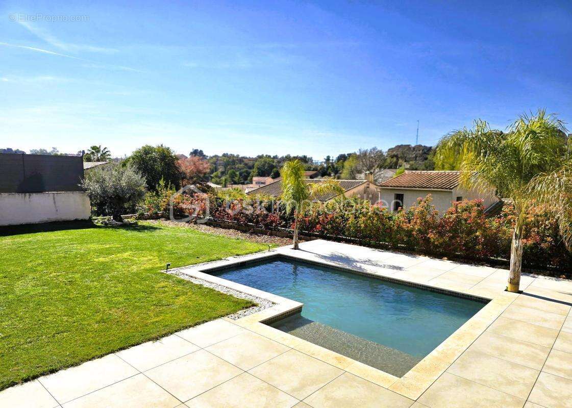 Maison à LA COLLE-SUR-LOUP