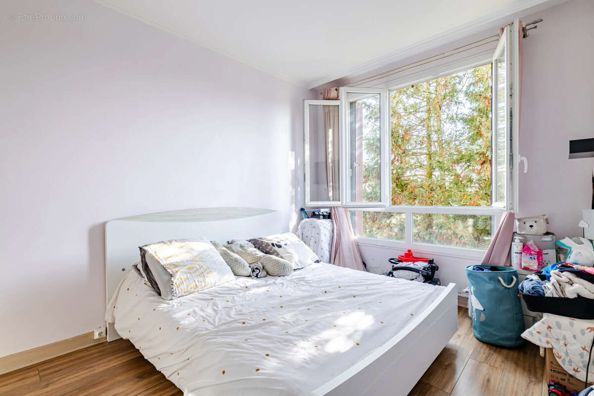 Appartement à EPINAY-SUR-SEINE