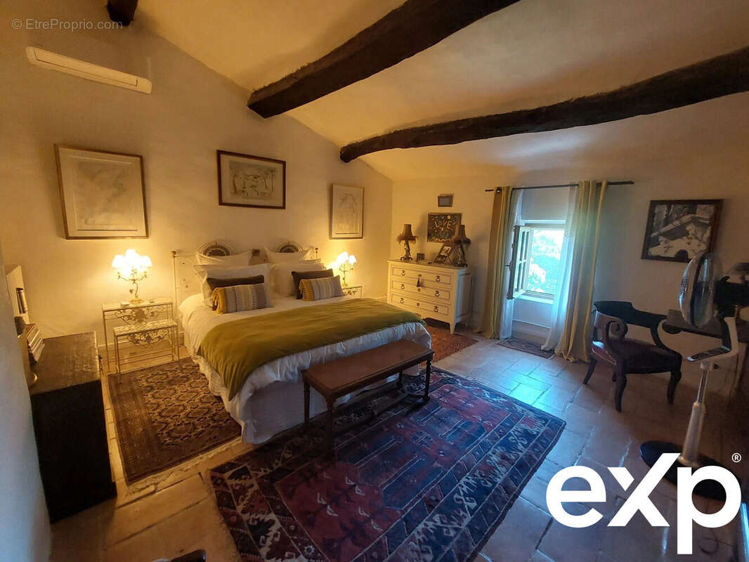 Maison à ALLEGRE-LES-FUMADES