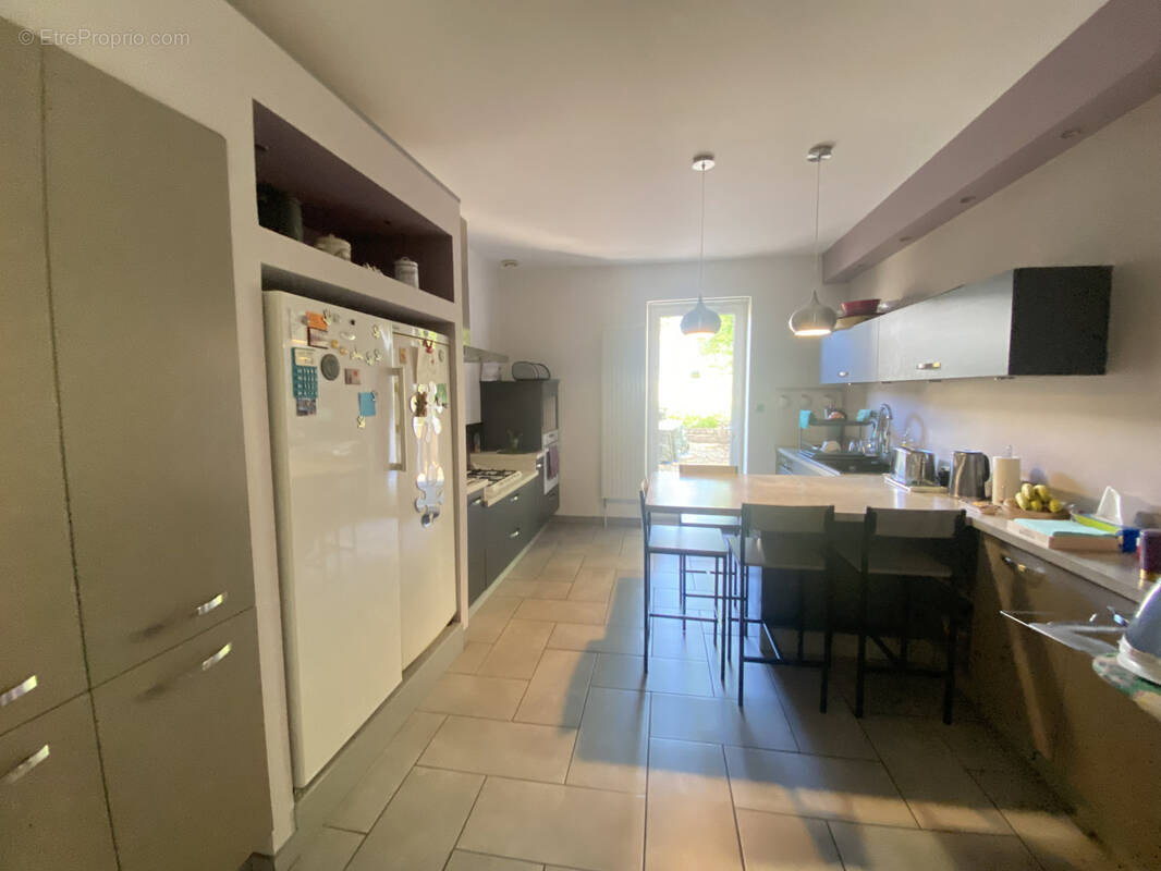 Appartement à ROCHE-LA-MOLIERE