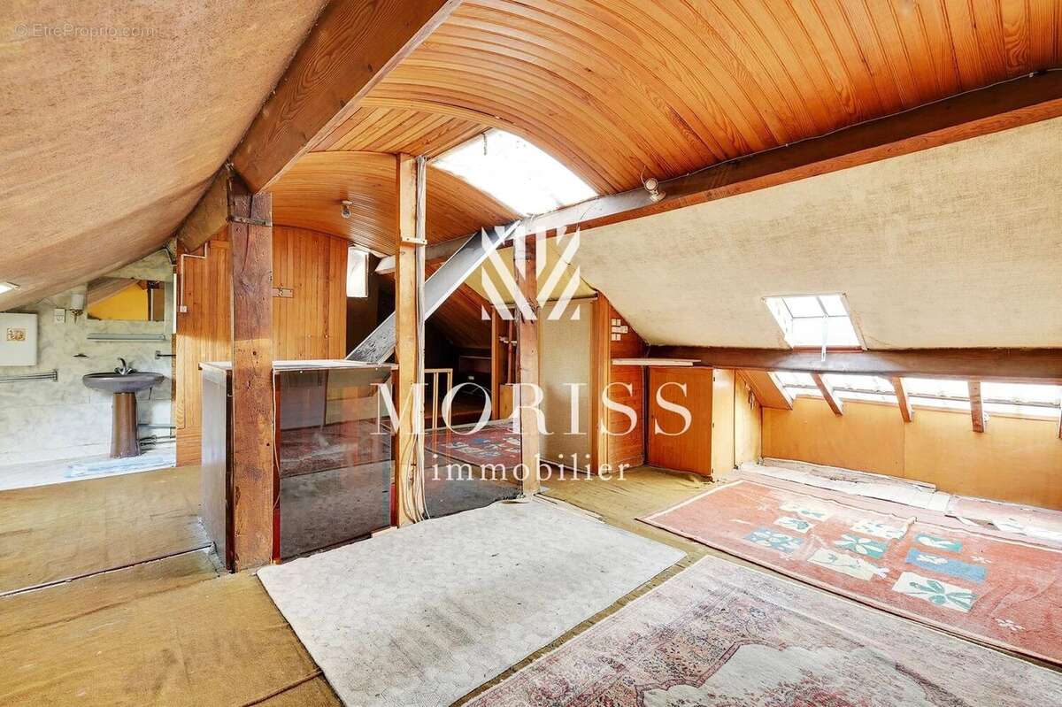 Maison à SAINT-MAUR-DES-FOSSES