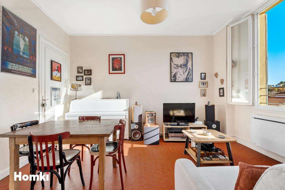 Appartement à LE CANNET