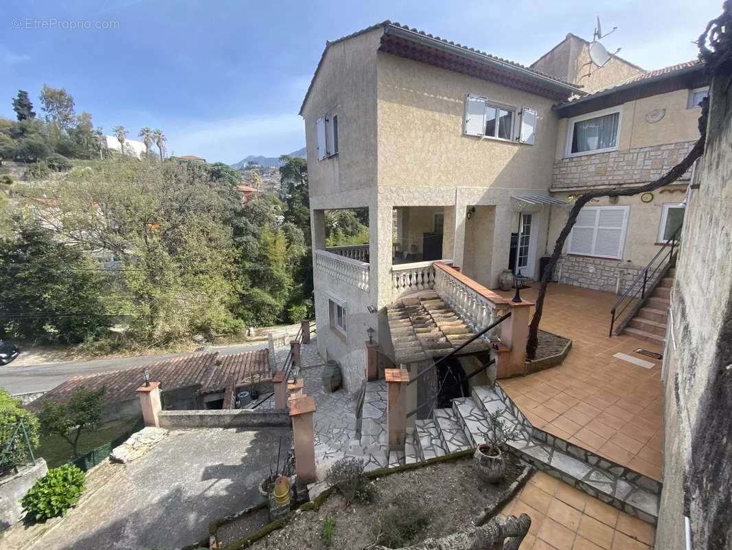 Maison à MENTON