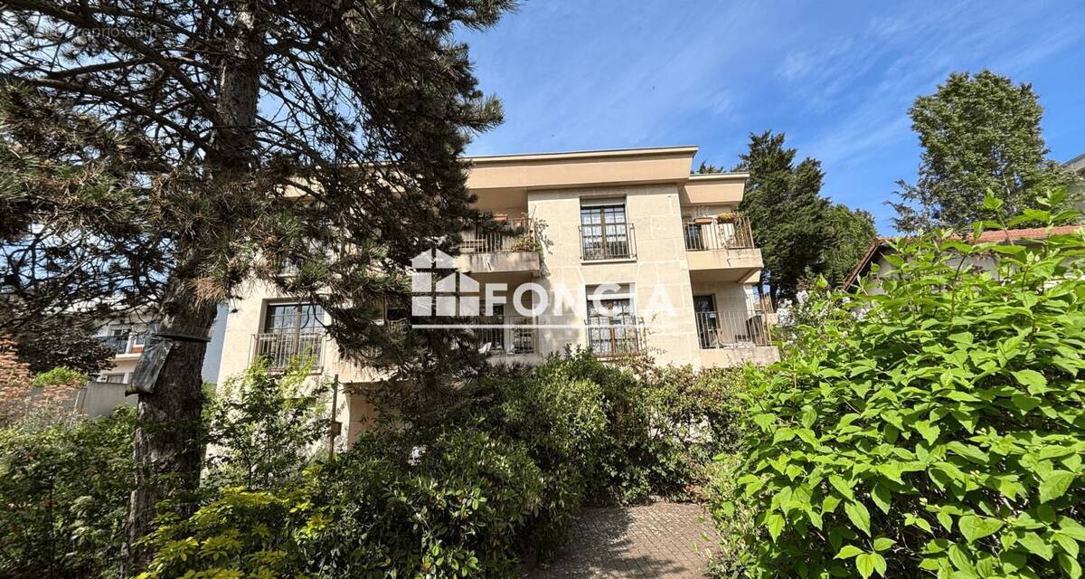 Appartement à FONTENAY-AUX-ROSES