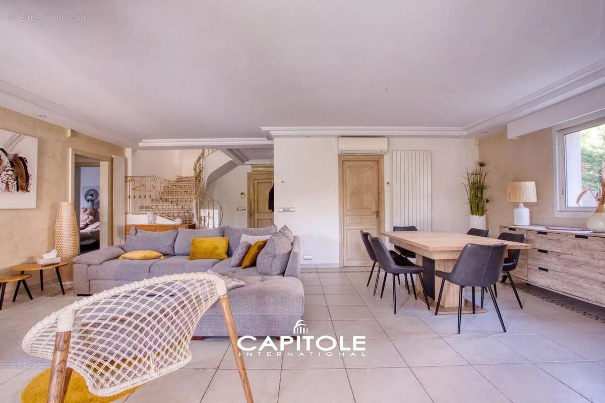 Maison à ANTIBES