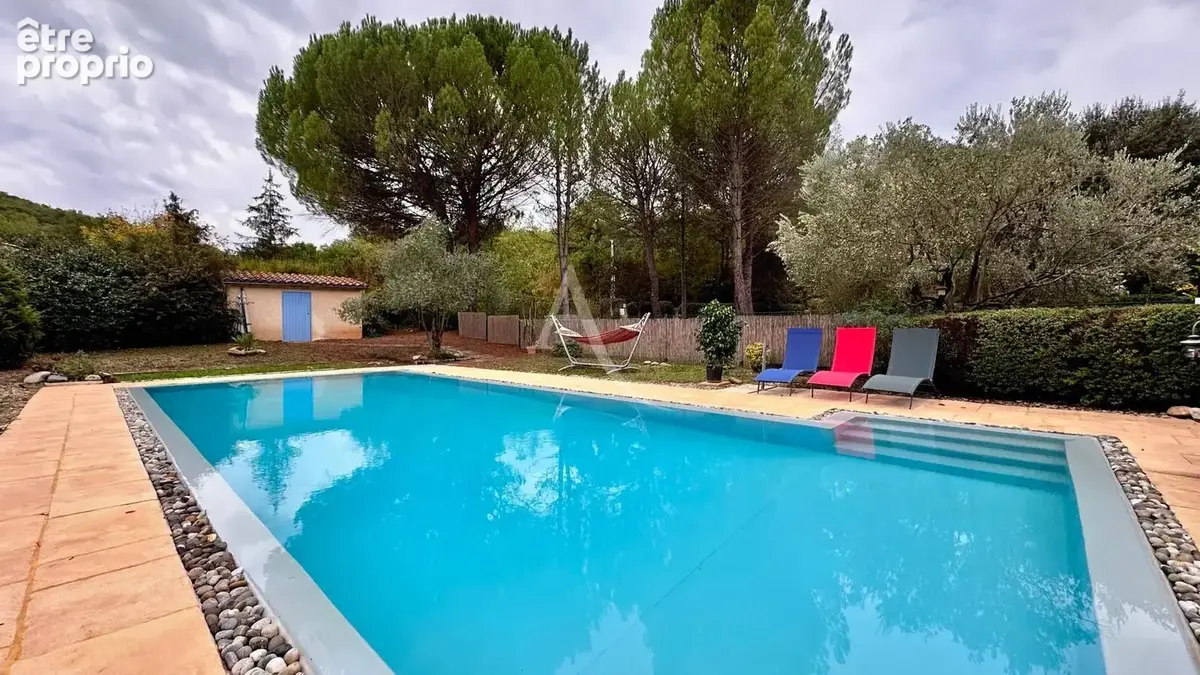 Villa de 180 m2 avec piscine jardin 1800m2 au calme panneaux solaires - photo 3