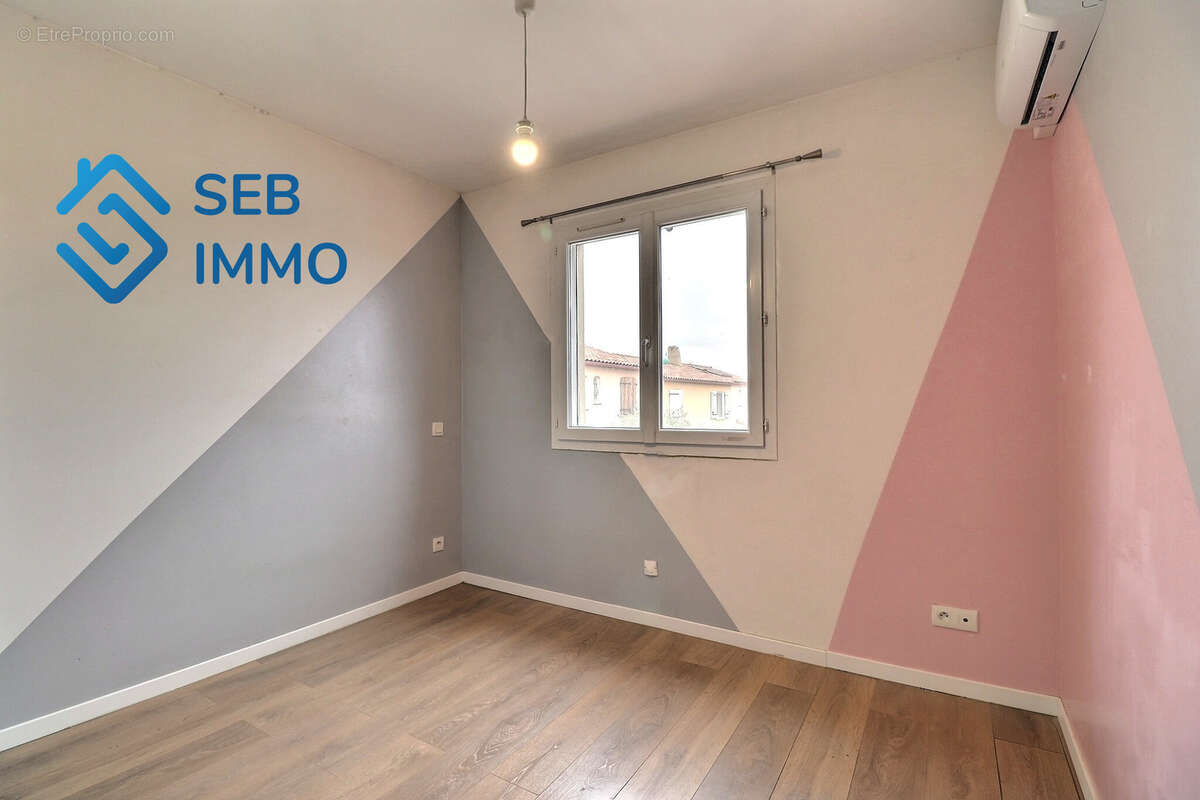 Maison à SAINT-JEAN-LASSEILLE