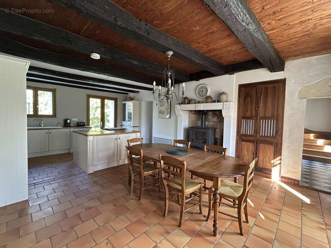 Une ferme de caractère avec annexe/gîte - photo 10