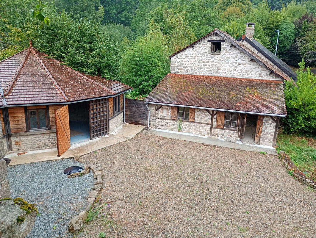 Maison à SAINT-ELOI
